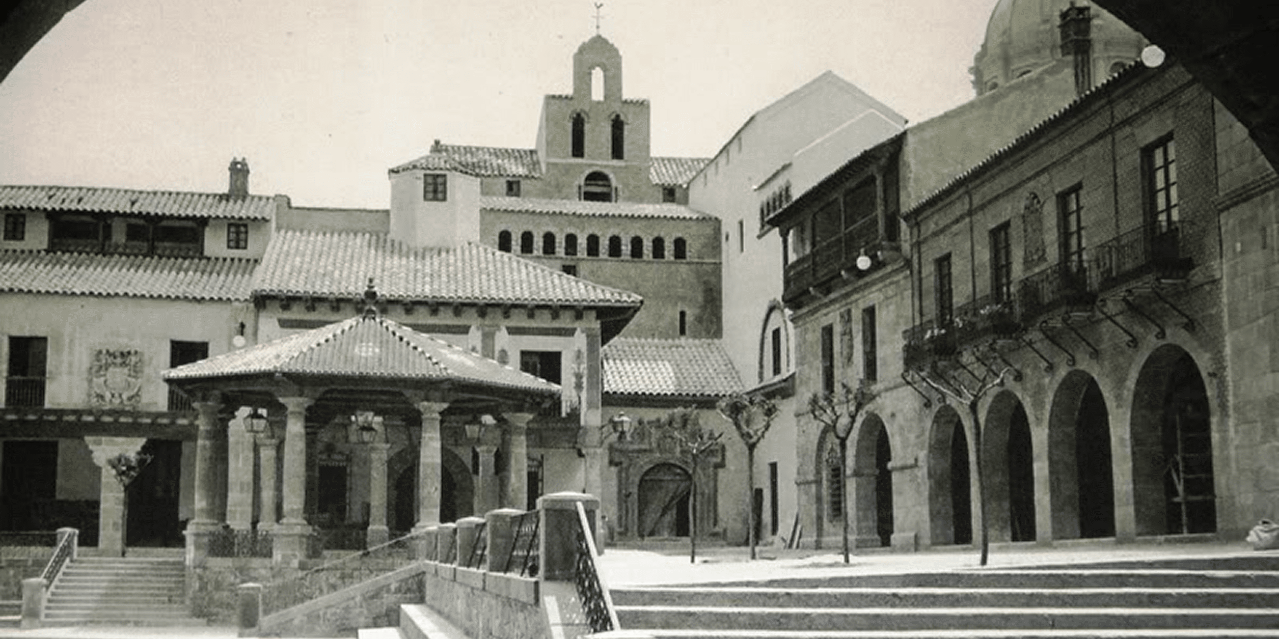 Construcción Poble Espanyol