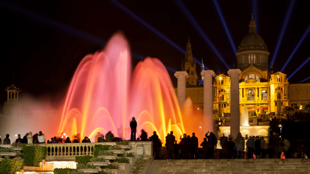 Fuente mágica de montjuic - barcelona - cataluña